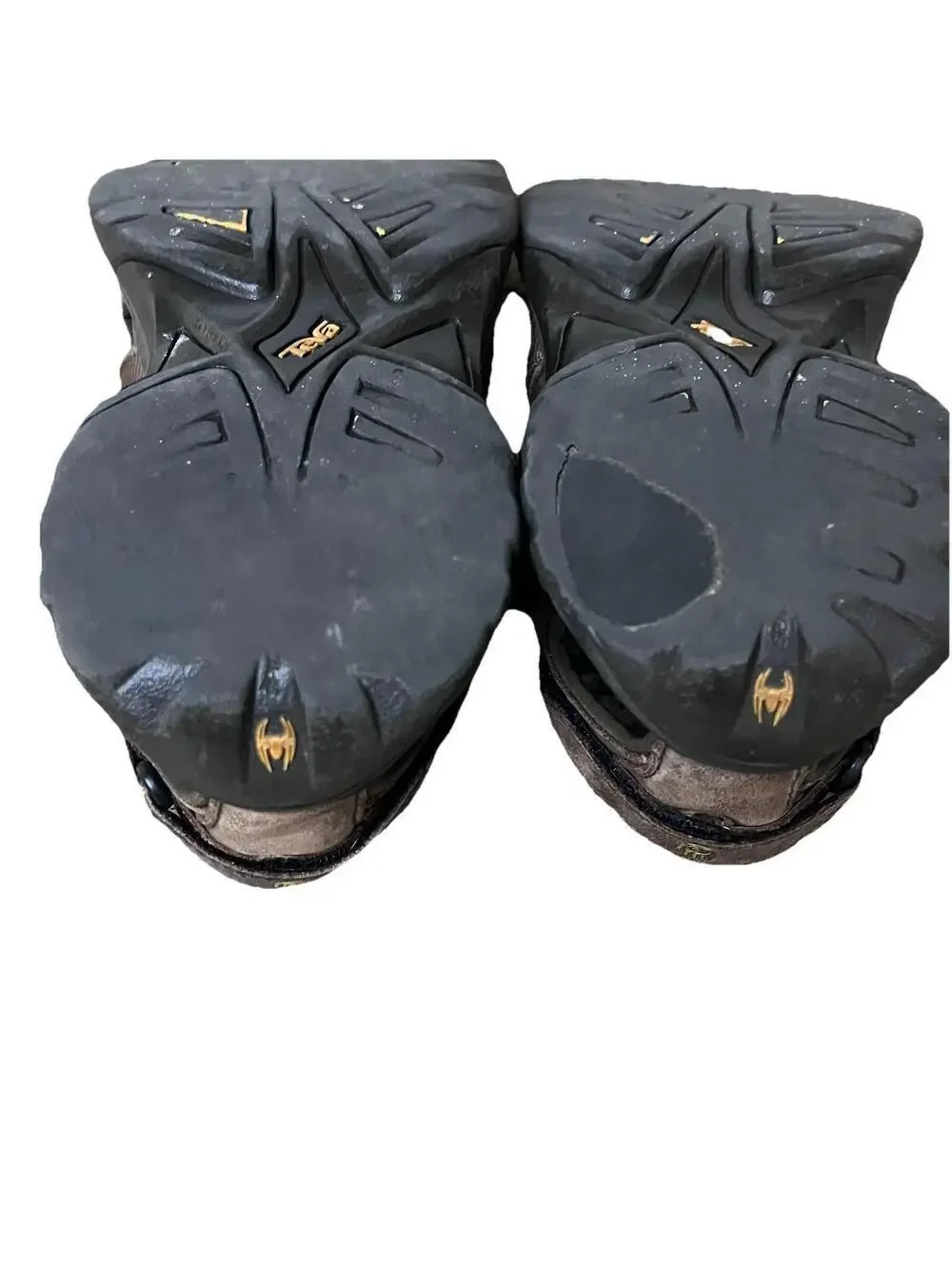 Teva wear adventure